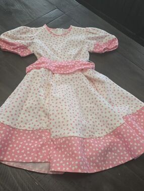 Vintage, Rare Storybook Heirlooms Heart Girls Dress With Sash. Used. 6x. Flaw.